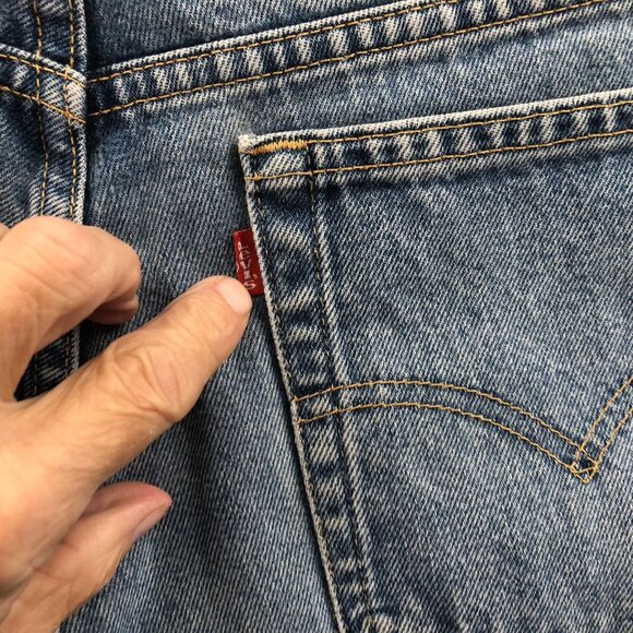 Vintage Levis Women's Jean Cut Off Shorts Size 16 Missy Frayed Hem - Picture 9 of 12